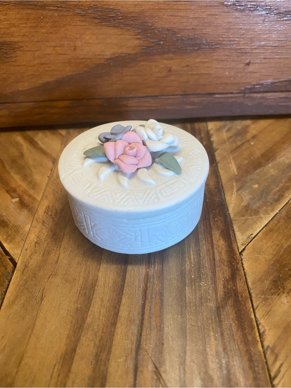 Porcelain Floral Trinket Box - Pink & White Roses